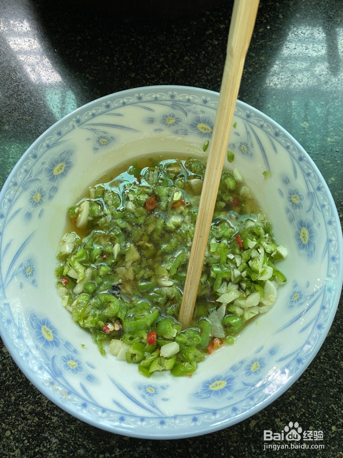 凉拌苦笋的做法