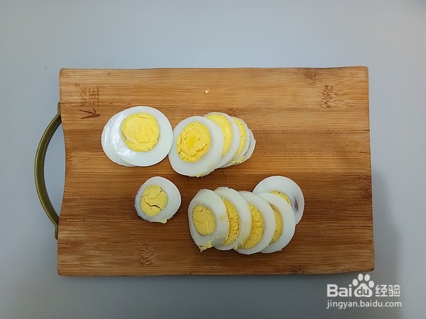 香辣金钱蛋的家庭制作方法