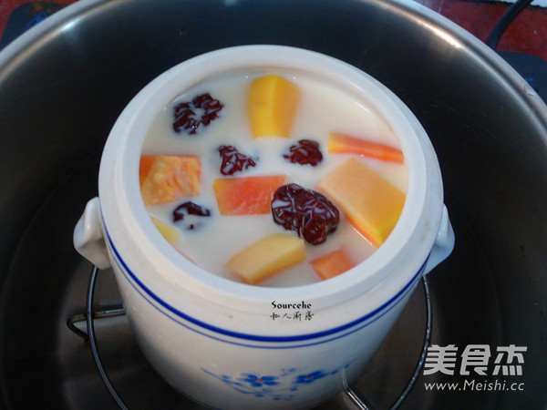 木瓜红枣炖奶