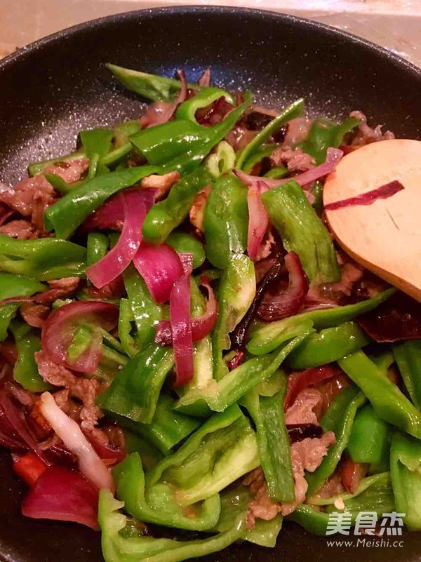 家常小炒牛肉