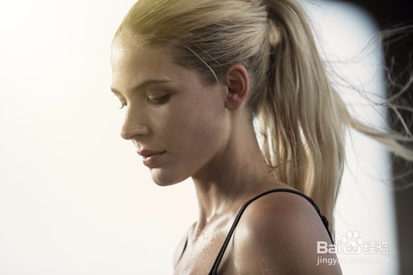 打羽毛球有哪些好处？