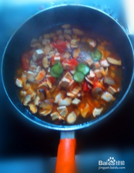 蘑菇西红柿豆腐汤