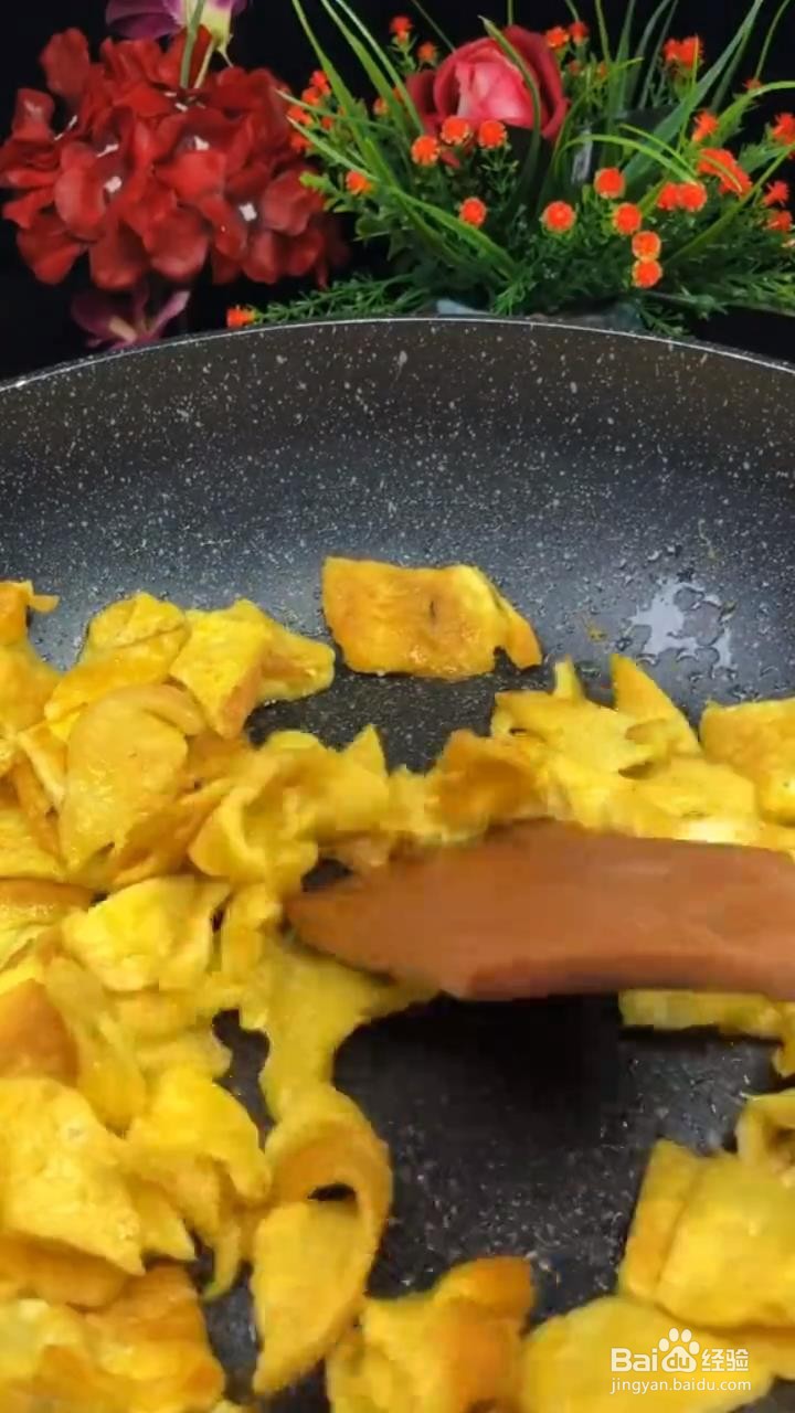 如何制作洋葱炒鸡蛋