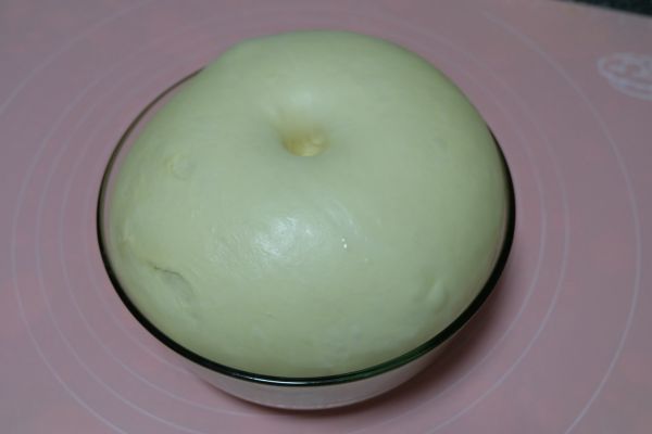 毛毛虫奶油面包