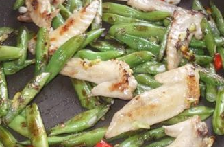 营养美食翅尖炒四季豆