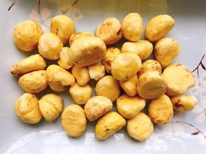 香飘十里板栗炖鸡汤