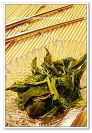 【芹菜花生米】清香爽口的降压菜