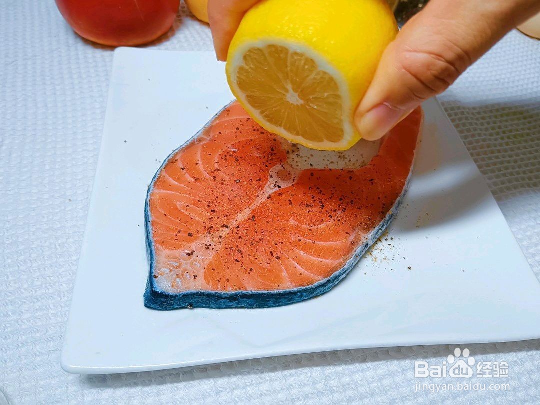 柠檬香煎三文鱼的做法