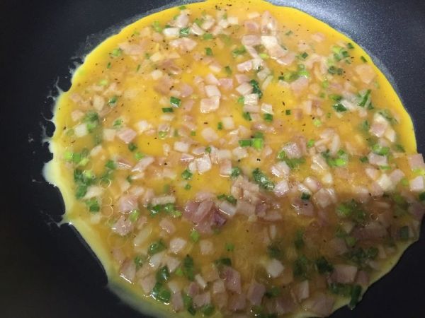 香葱培根鸡蛋饼