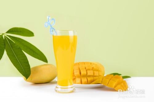 芒果榨汁配什么水果好