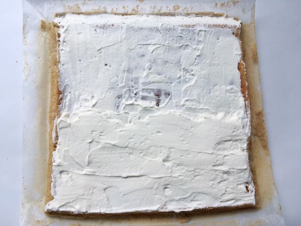 枣泥奶冻蛋糕卷