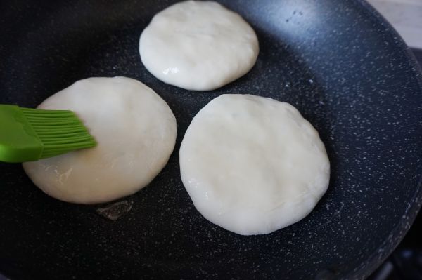 韭菜鸡蛋素馅饼
