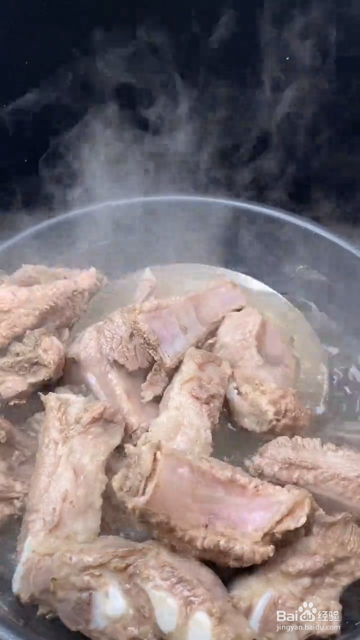 如何自制美味好吃的炖排骨