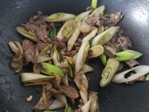 葱爆牛肉怎么做