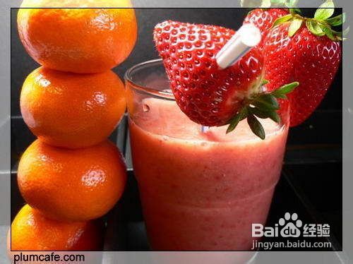 草莓香蕉橙汁冷饮的做法
