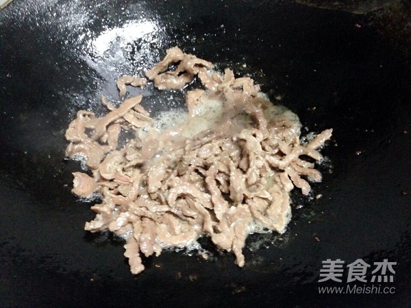 芹菜炒牛肉的做法