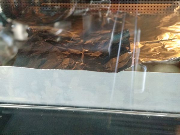 丑萌奶牛豆沙面包