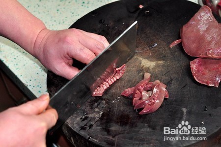 肝腰合炒的做法