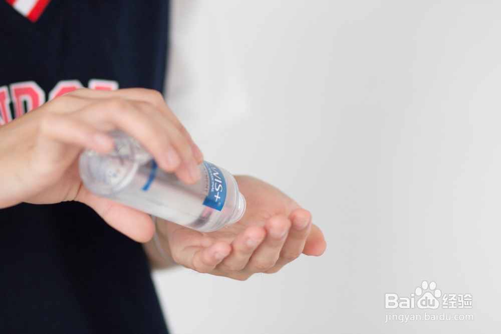 WIS爽肤水在什么时候使用