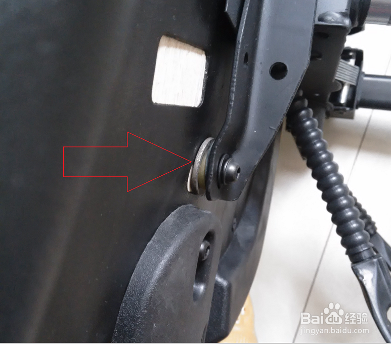 如何调整升降椅旋转椅坐垫的平衡