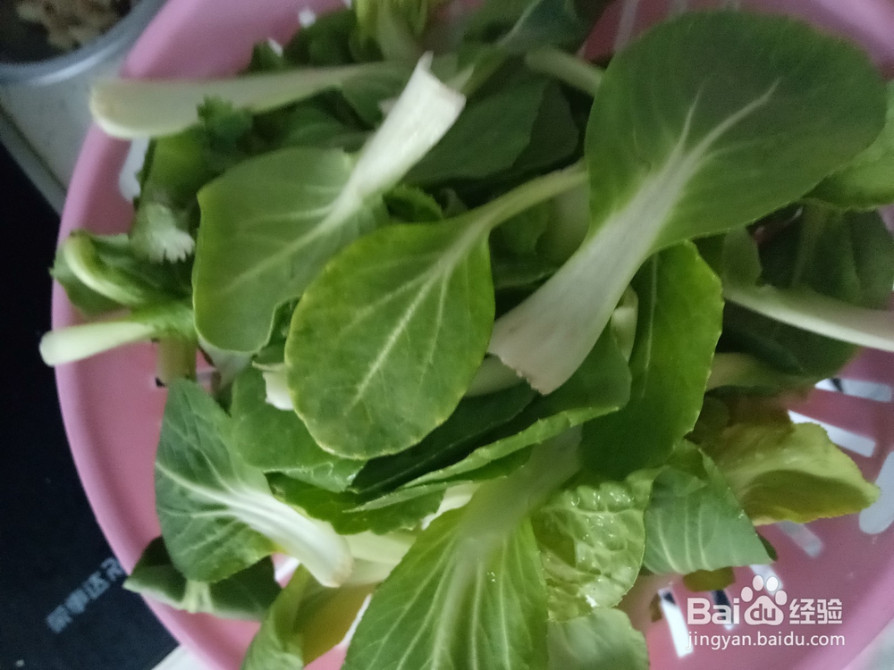 火锅丸子浇汁上海青