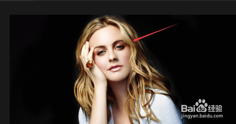 PS加深工具制作纯黑背景，也可以加眼影和乳线