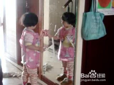 这么擦镜子干净