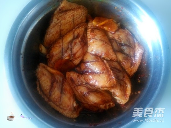 私房秘制烤鸡翅