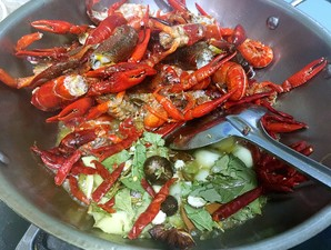 怎么做好吃的潜江油焖大虾