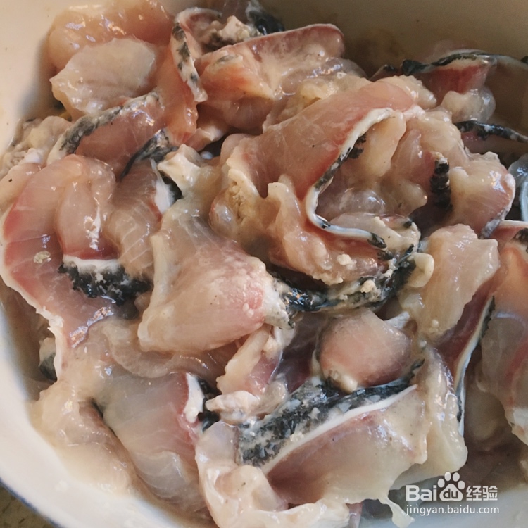 怎么简单的做在家也能做的酸菜鱼?