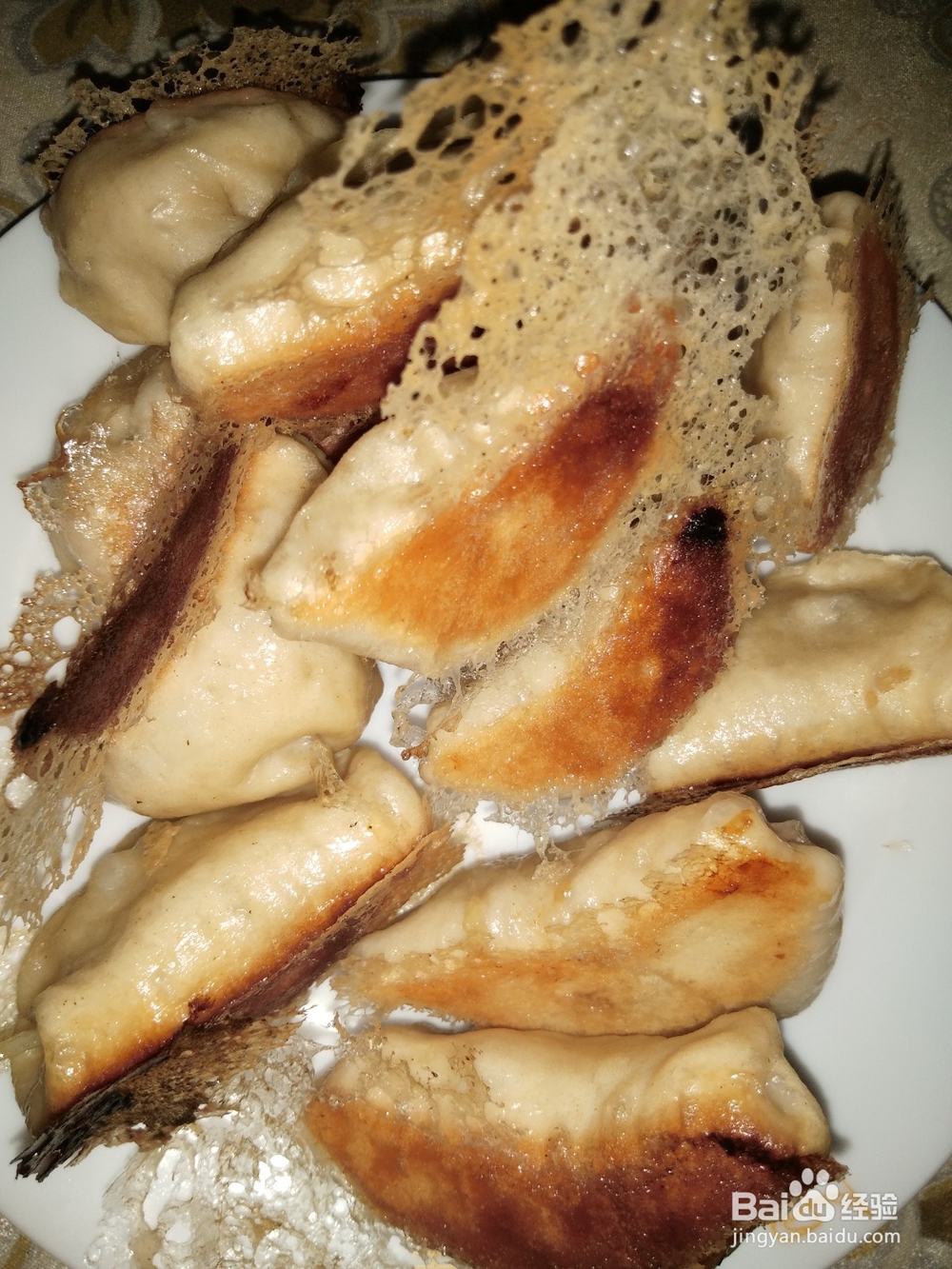如何自己在家做锅贴饺？
