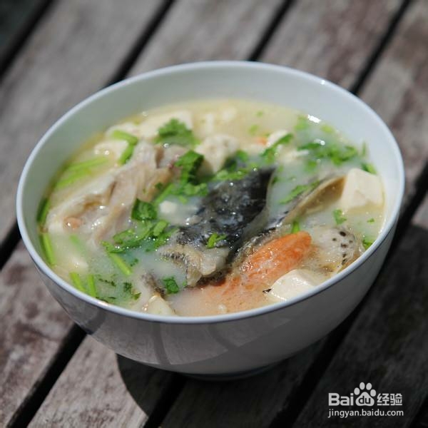 非常简单的三文鱼豆腐汤