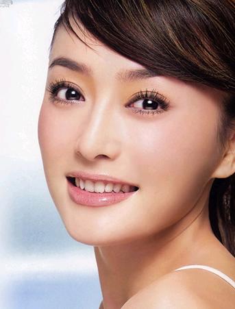 怎样选择补水睡眠面膜，如何使用补水睡眠面膜