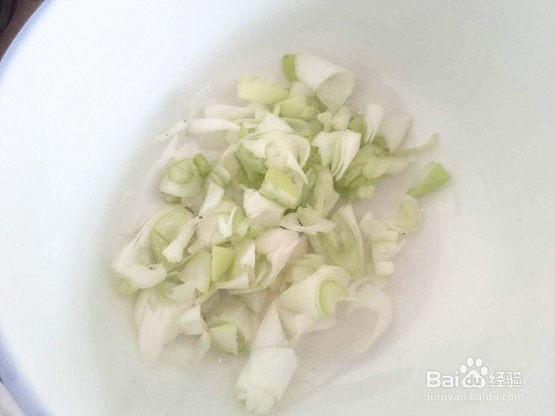 葱末炒鸡蛋的家常做法