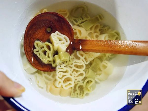 奶酪虾仁小南瓜意面盅