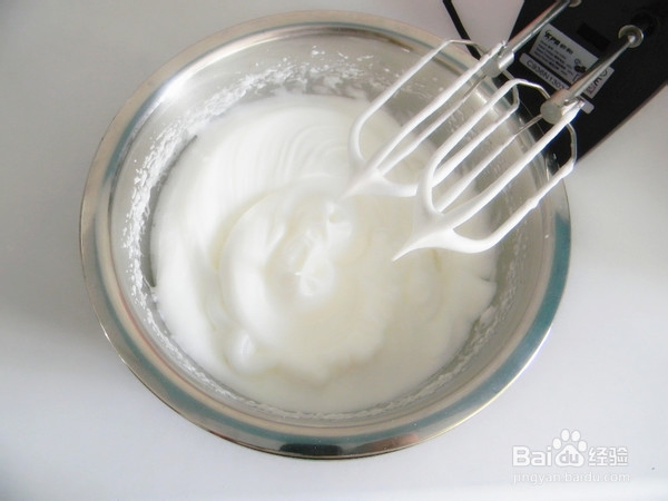 奶油裱花蛋糕的制作方法