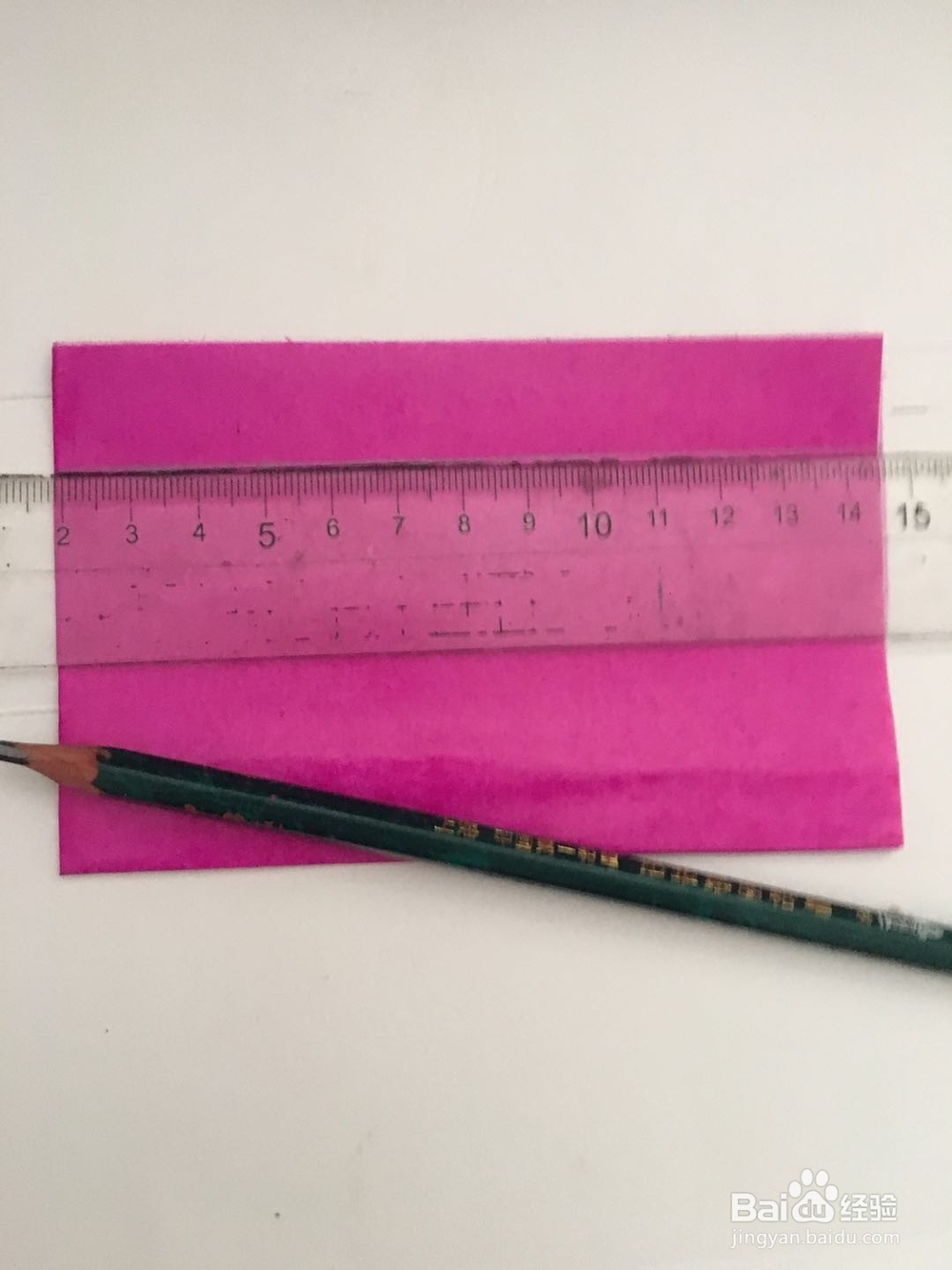 一朵漂亮的细条花 怎样用彩纸制作