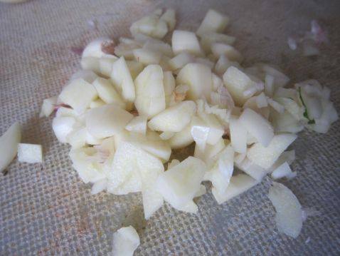 蛋香蒜茸芹菜,看上去很营养很美味