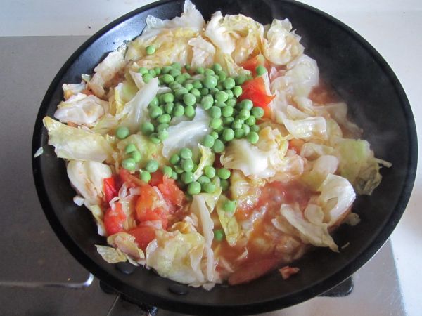 青豆番茄炒包菜