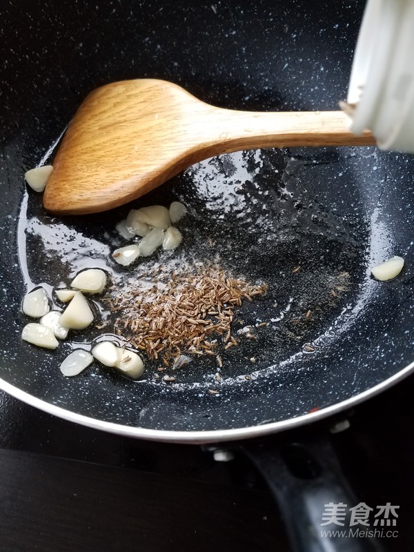 干煸孜然鸡脆骨