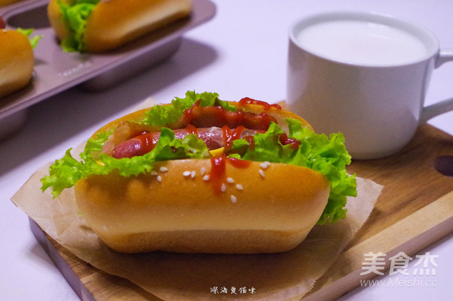 元气满满的热狗餐包