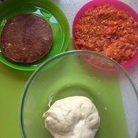 榴莲江缘道牛排杯双拼披萨的做法步骤