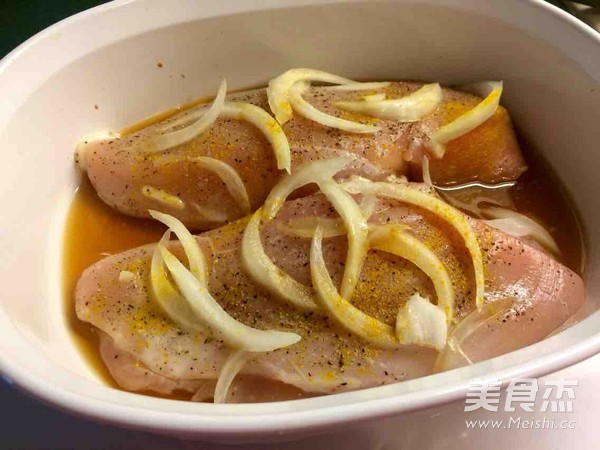 鲜煎鸡胸肉的做法