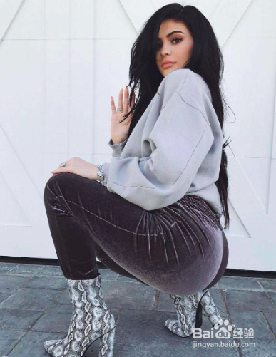 如何在朋友圈低调的展示我穿的是COZY STEPS?