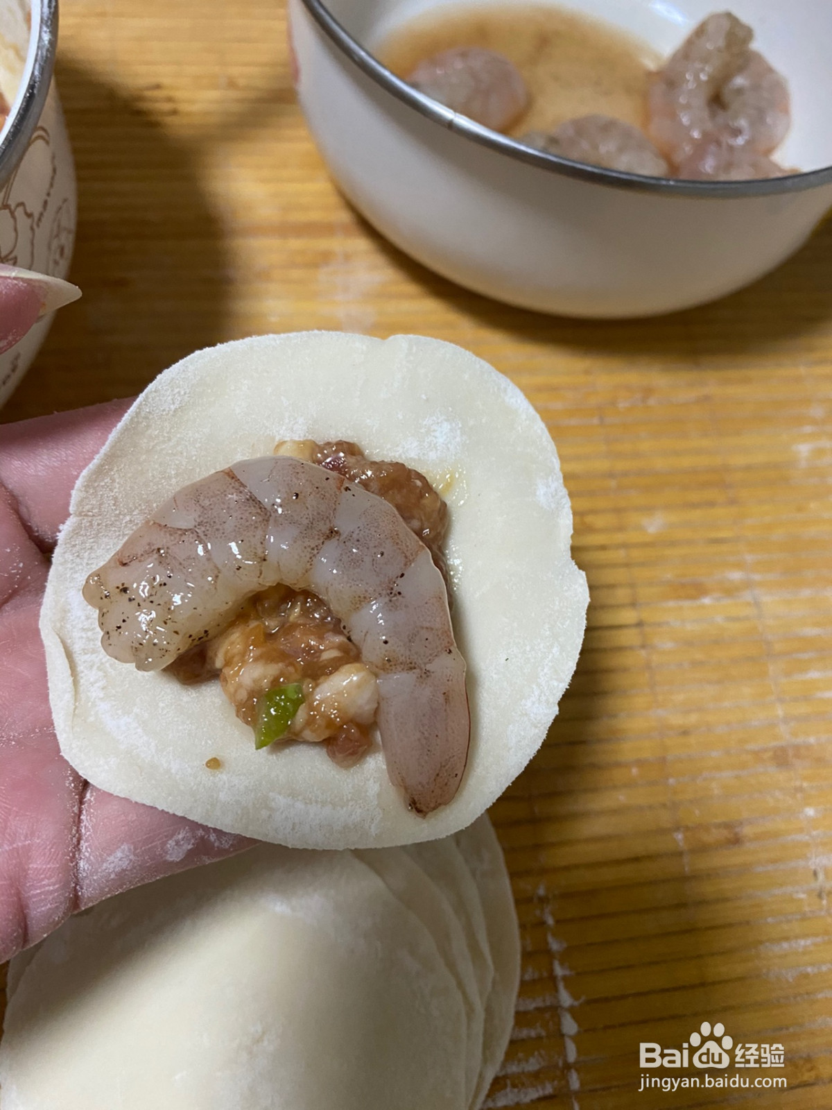 玉米鲜虾锅贴的做法