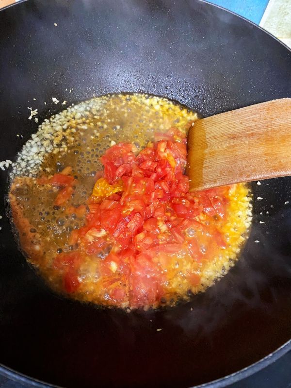 鳕鱼豆腐番茄蛋羹