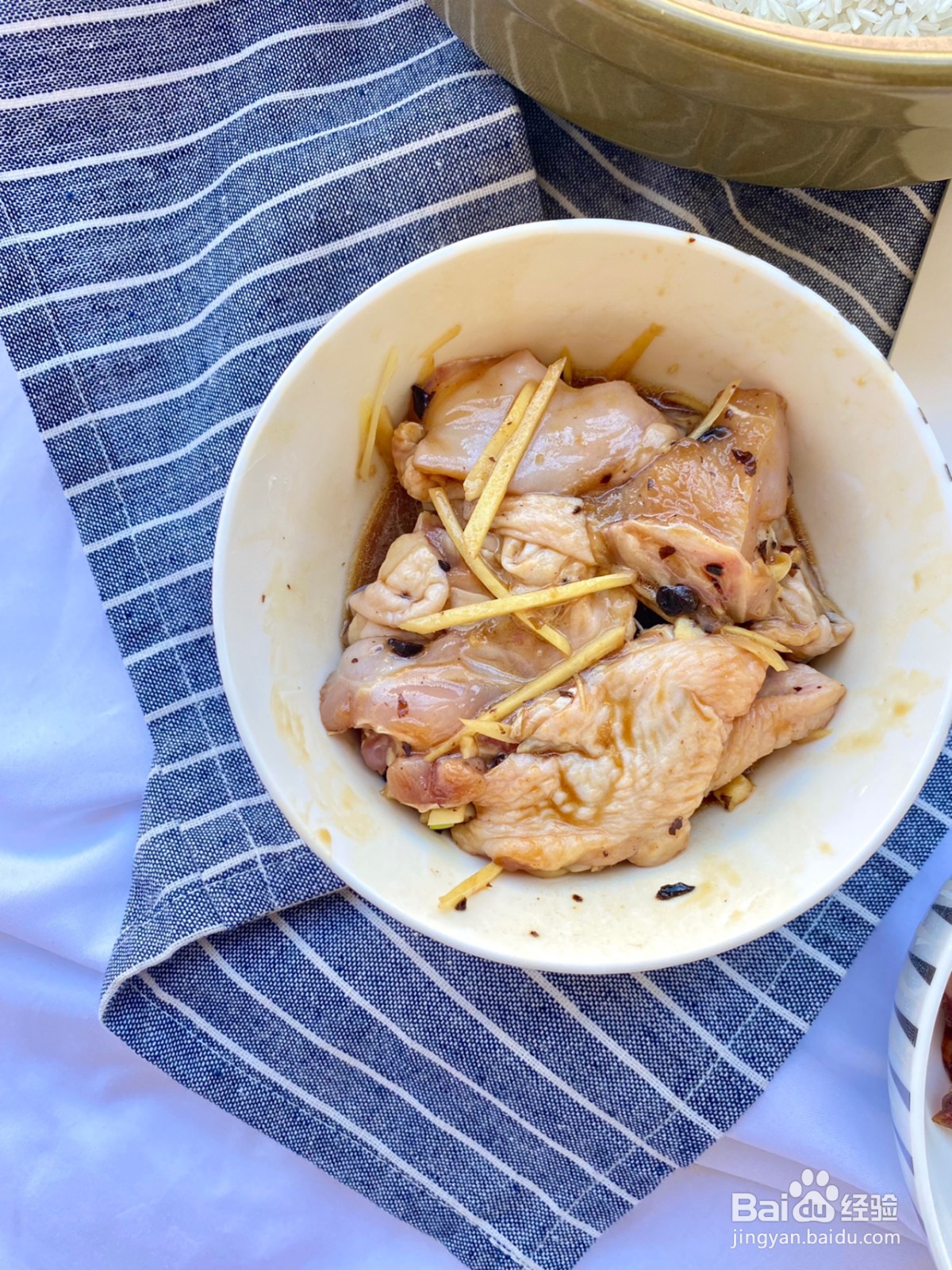 腊味滑鸡双拼煲仔饭怎么做