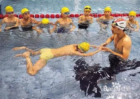 如何学游泳及学游泳的步骤