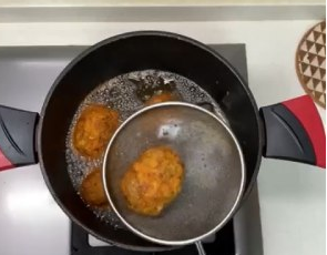 苏格兰炸蛋的做法