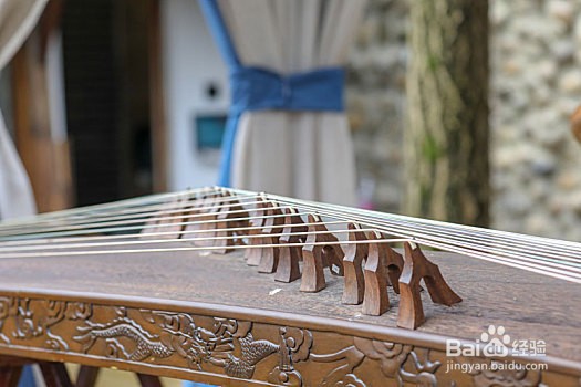 弹古筝对女孩来说有什么好处